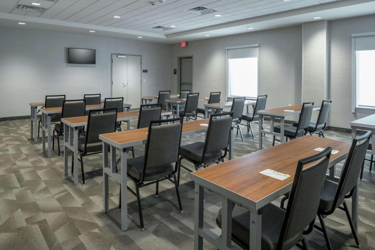 Home2 Suites By Hilton Jacksonville Airport Bagian luar foto