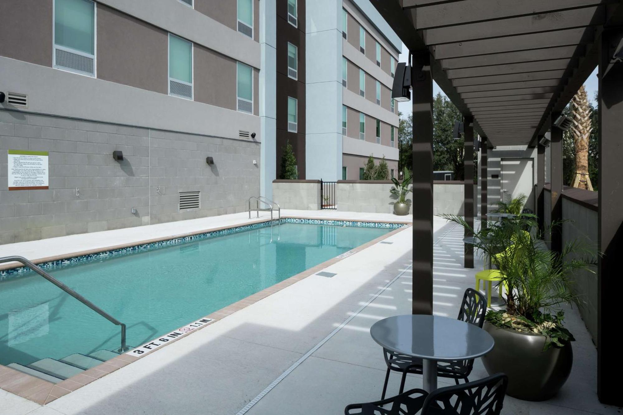 Home2 Suites By Hilton Jacksonville Airport Bagian luar foto